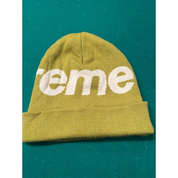 Supreme Big Logo Beanie| Light Olive BIG LOGO BEANIE Green - Picture 3 of 6